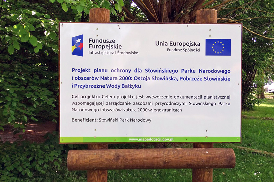 Tablica projektu Planu ochrony Słowińskiego Parku Narodowego